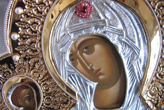 Oprawa ikony wykonana dla cerkwi katedralnej w Lublinie; 50 x 70 cm, mosiądz srebrzony, złocony